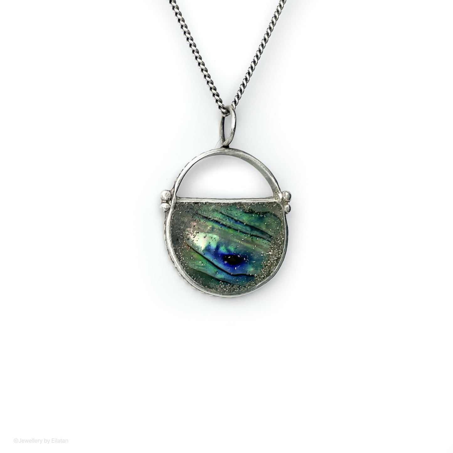 Iridescent Pāua Shell Inlay Necklace