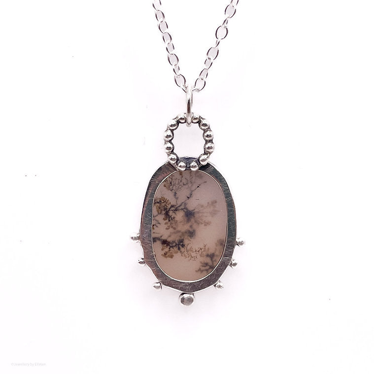 Scenic Dendritic Agate Necklace