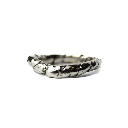 Twisted Organic Ring